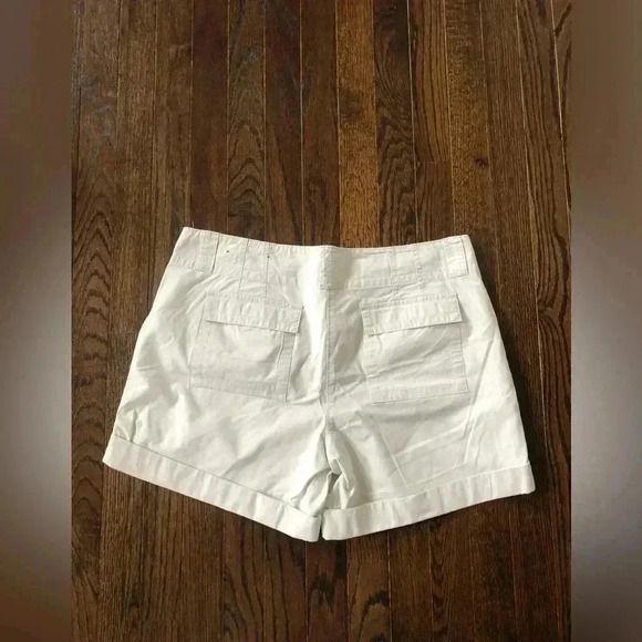 Ann Taylor Women’s 10 Signature Cream Cotton Shorts - EUC - Picture 7 of 9